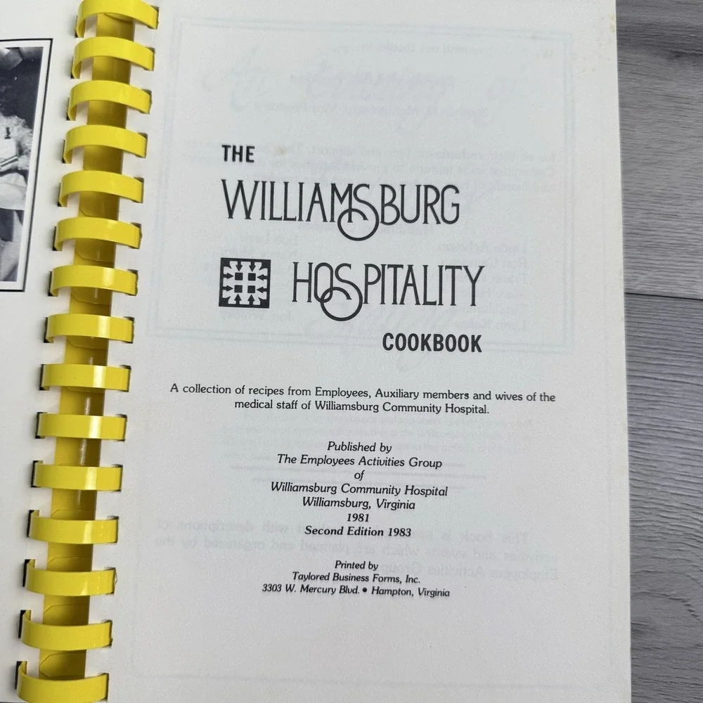 Williamsburg Hospitality & Neighbor To Neighbor Governor's Fare Lot 2 Cookbooks